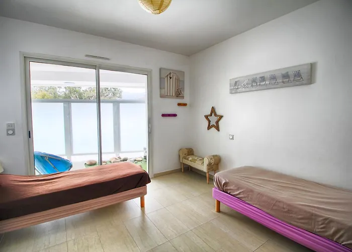 Les Rivages Apartment *